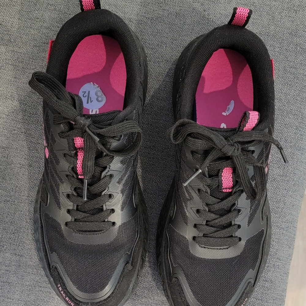 Levi's Lightweight Running Shoes